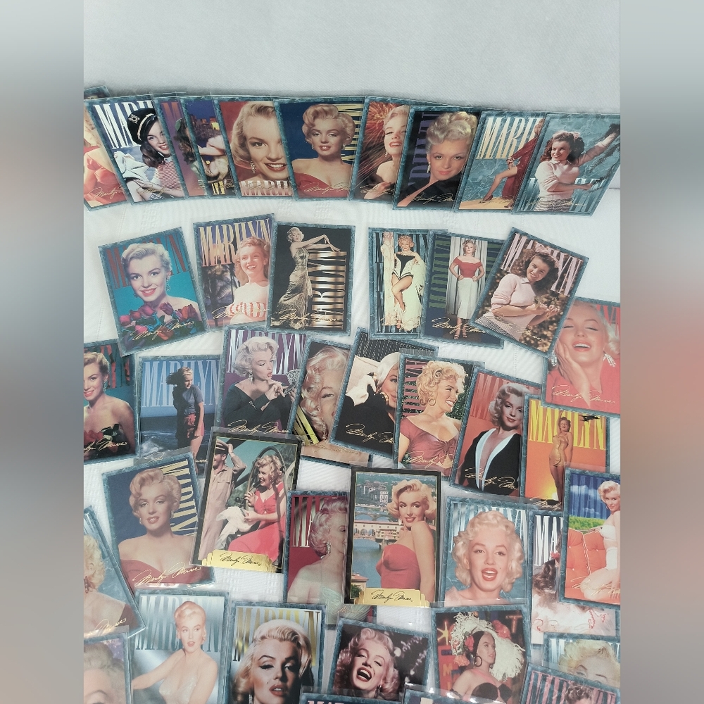Marilyn Monroe Vintage Sleeved Non Sport Trading Cards 45 Piece